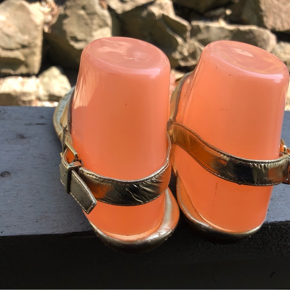 Dolce Vita DV Women’s Gold Slingback Summer Thongs Flats Sandals Size 7.5 - Picture 11 of 13